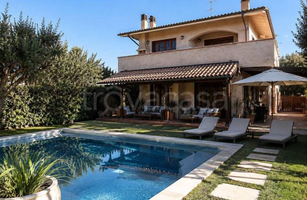 casa indipendente in vendita a Forte dei Marmi