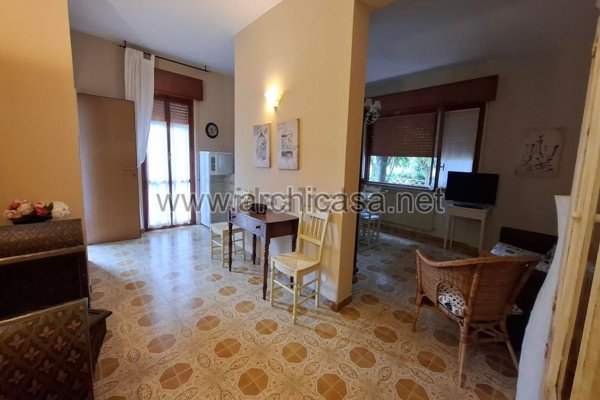 casa indipendente in vendita a Forte dei Marmi in zona Vaiana