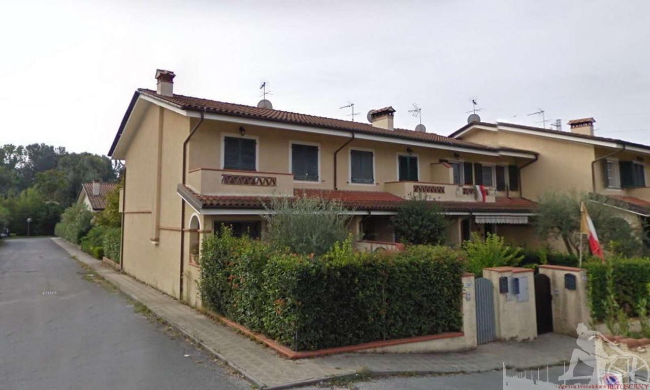 casa indipendente in vendita a Forte dei Marmi in zona Vaiana