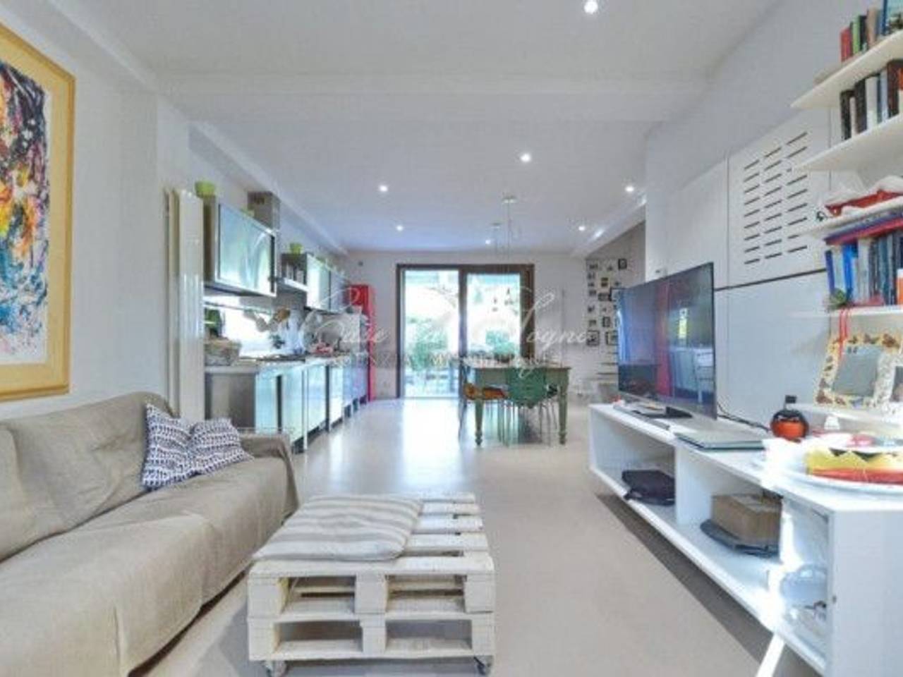 casa indipendente in vendita a Forte dei Marmi in zona Vittoria Apuana