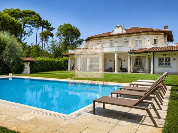 casa indipendente in vendita a Forte dei Marmi in zona Vittoria Apuana