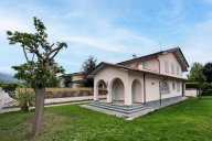 casa indipendente in vendita a Forte dei Marmi