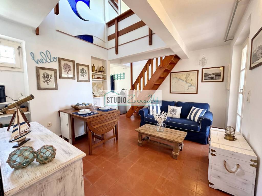 appartamento in vendita a Forte dei Marmi in zona Vittoria Apuana