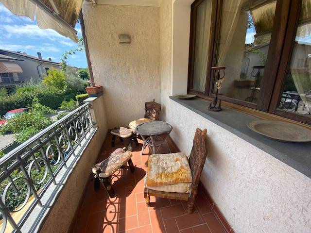 casa indipendente in vendita a Forte dei Marmi in zona Vaiana
