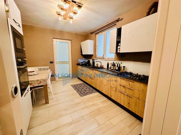 casa indipendente in vendita a Forte dei Marmi in zona Roma Imperiale