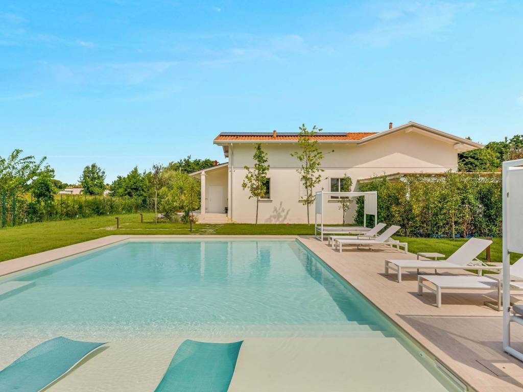 casa indipendente in vendita a Forte dei Marmi