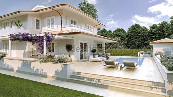 casa indipendente in vendita a Forte dei Marmi in zona Vaiana