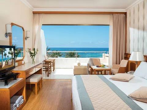 intera palazzina in vendita a Forte dei Marmi in zona Roma Imperiale