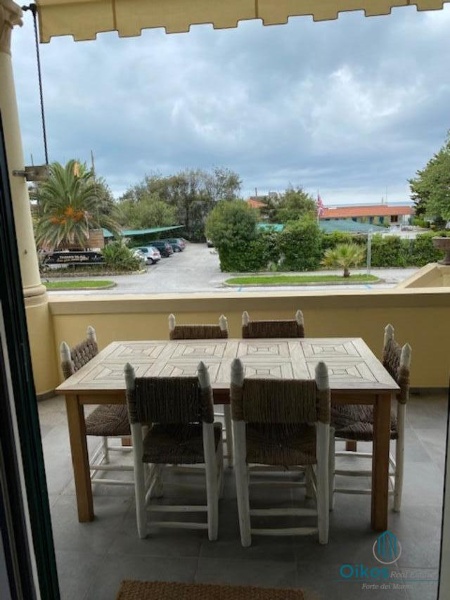 casa indipendente in vendita a Forte dei Marmi in zona Roma Imperiale