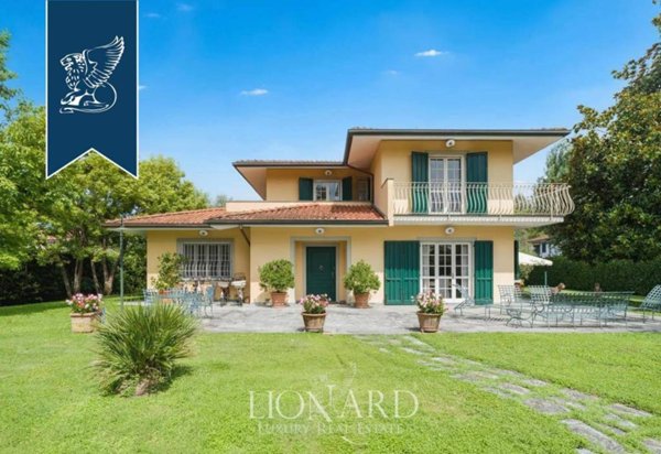 casa indipendente in vendita a Forte dei Marmi