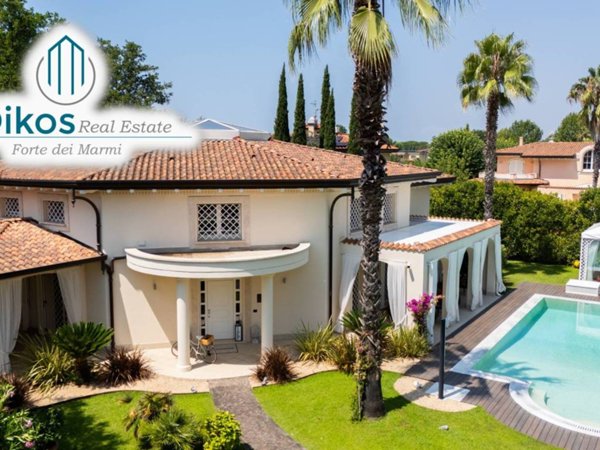 casa indipendente in vendita a Forte dei Marmi