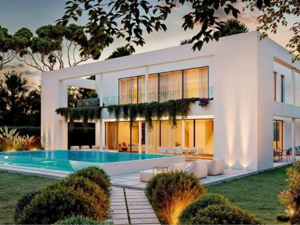 casa indipendente in vendita a Forte dei Marmi in zona Roma Imperiale