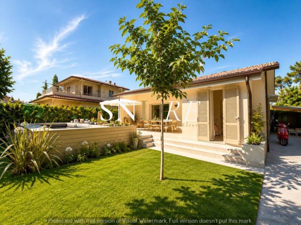 casa indipendente in vendita a Forte dei Marmi