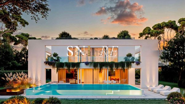 casa indipendente in vendita a Forte dei Marmi in zona Vittoria Apuana