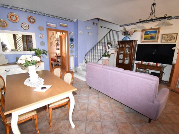 casa indipendente in vendita a Forte dei Marmi in zona Roma Imperiale