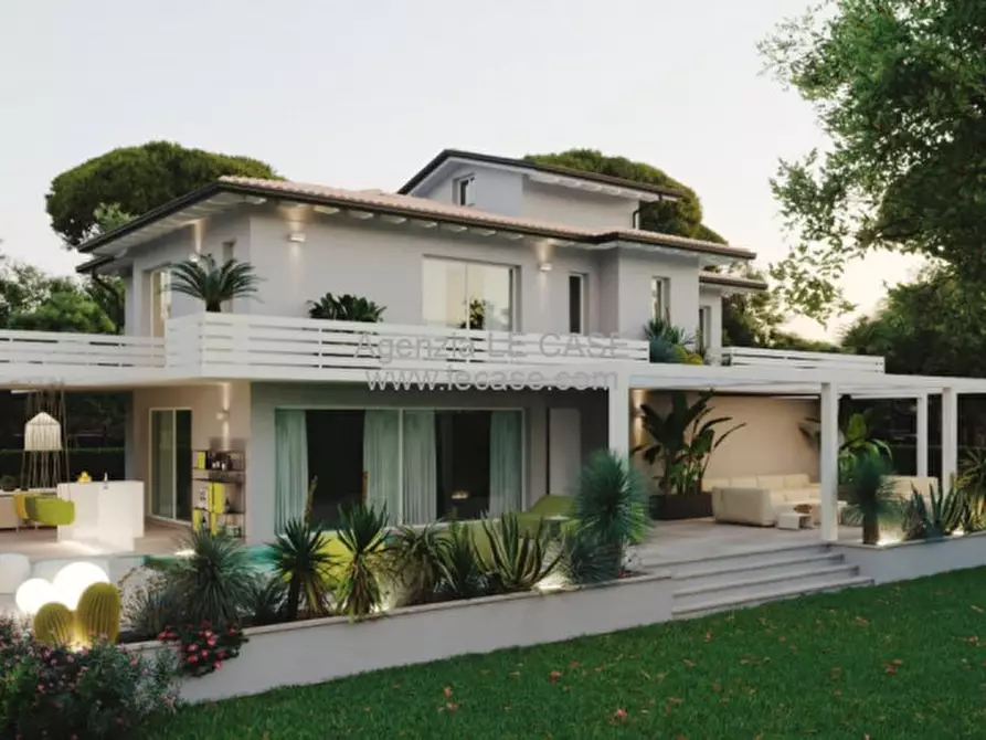 casa indipendente in vendita a Forte dei Marmi
