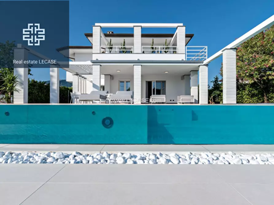 casa indipendente in vendita a Forte dei Marmi