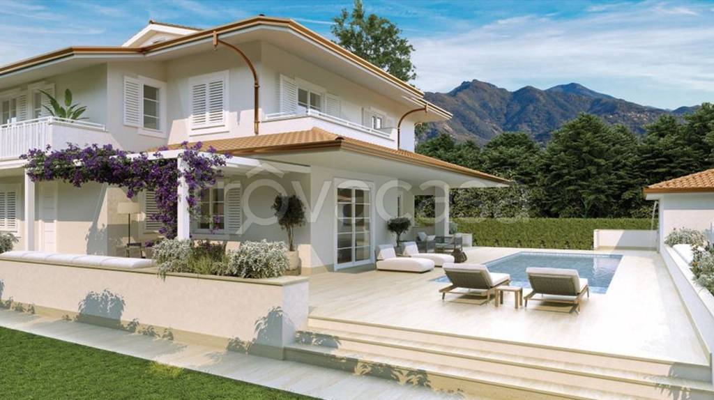 casa indipendente in vendita a Forte dei Marmi in zona Roma Imperiale