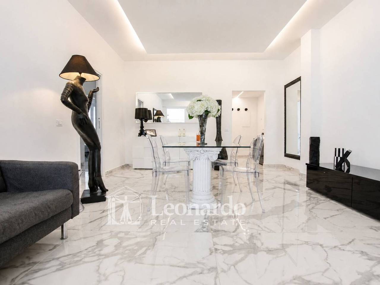 appartamento in vendita a Forte dei Marmi in zona Vaiana