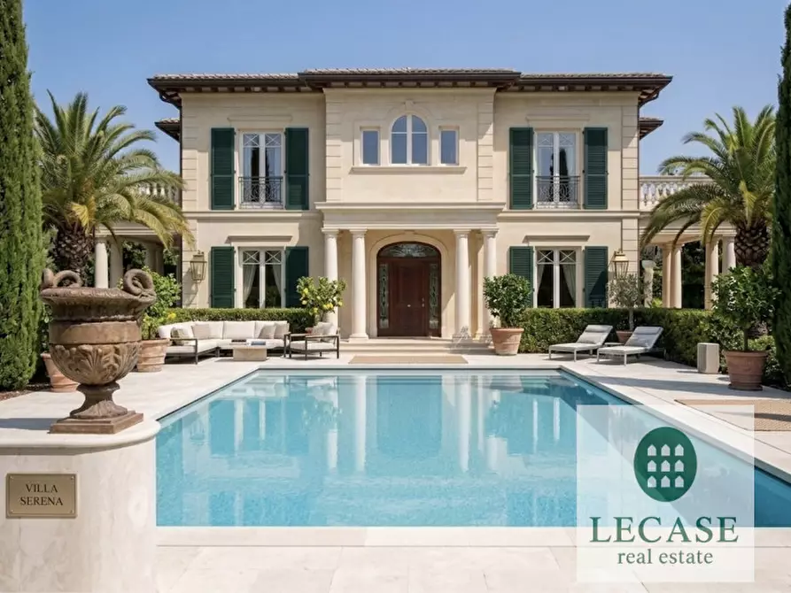 casa indipendente in vendita a Forte dei Marmi in zona Roma Imperiale