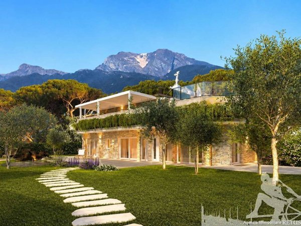 casa indipendente in vendita a Forte dei Marmi in zona Vaiana