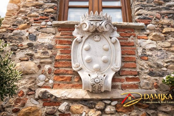 casa indipendente in vendita a Forte dei Marmi in zona Roma Imperiale