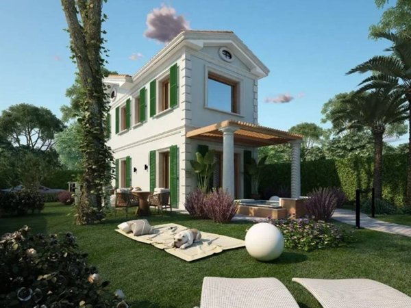 casa indipendente in vendita a Forte dei Marmi in zona Vittoria Apuana