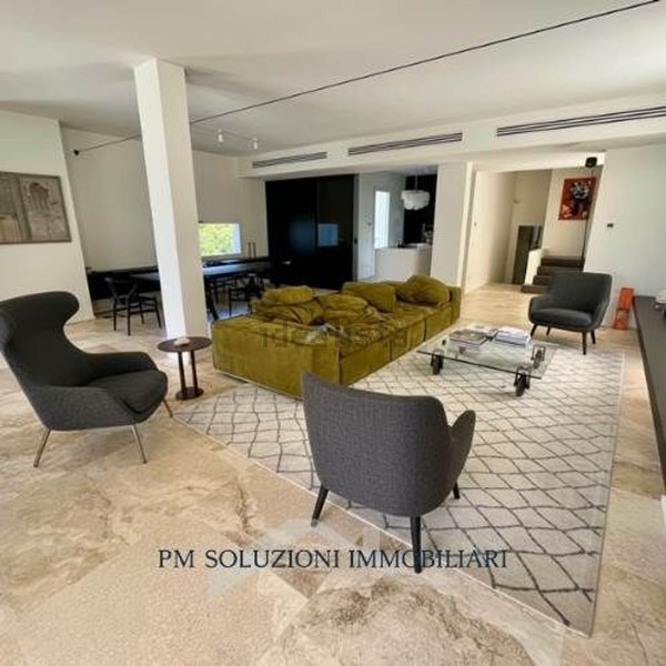 casa indipendente in vendita a Forte dei Marmi in zona Vaiana