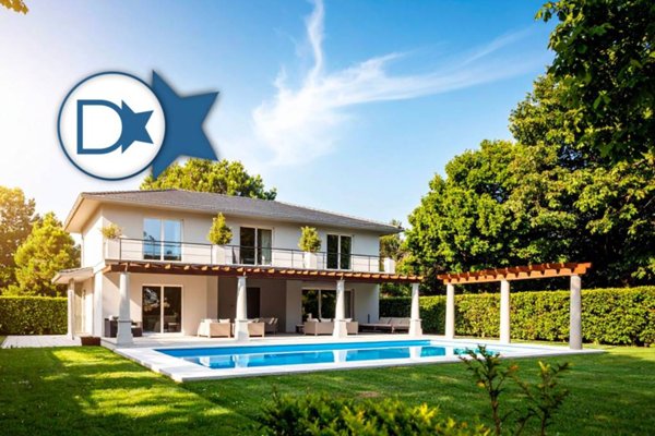 casa indipendente in vendita a Forte dei Marmi in zona Roma Imperiale