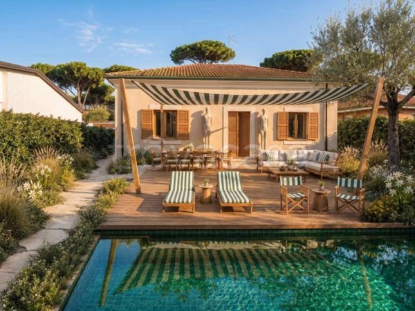 casa indipendente in vendita a Forte dei Marmi in zona Vittoria Apuana