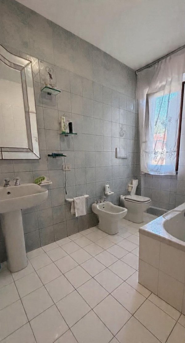 casa indipendente in vendita a Forte dei Marmi in zona Vittoria Apuana