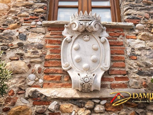 casa indipendente in vendita a Forte dei Marmi in zona Roma Imperiale