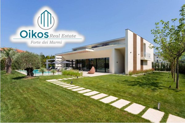 casa indipendente in vendita a Forte dei Marmi