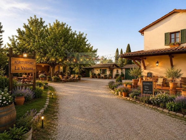 casale in vendita a Forte dei Marmi in zona Vaiana