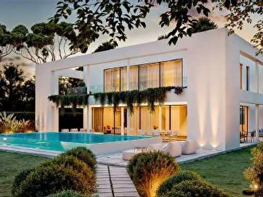 casa indipendente in vendita a Forte dei Marmi in zona Vittoria Apuana