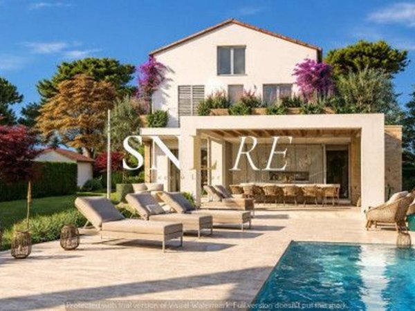 casa indipendente in vendita a Forte dei Marmi in zona Vittoria Apuana