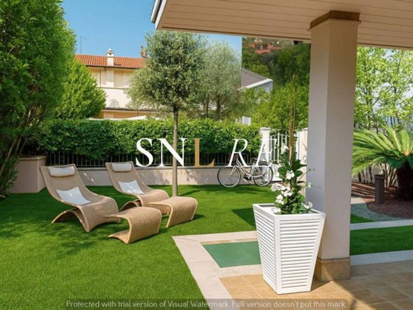 casa indipendente in vendita a Forte dei Marmi in zona Vittoria Apuana