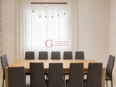 casa indipendente in vendita a Forte dei Marmi in zona Vittoria Apuana