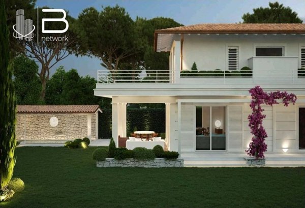 casa indipendente in vendita a Forte dei Marmi in zona Vittoria Apuana