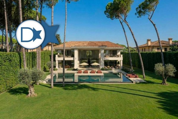 casa indipendente in vendita a Forte dei Marmi in zona Vittoria Apuana
