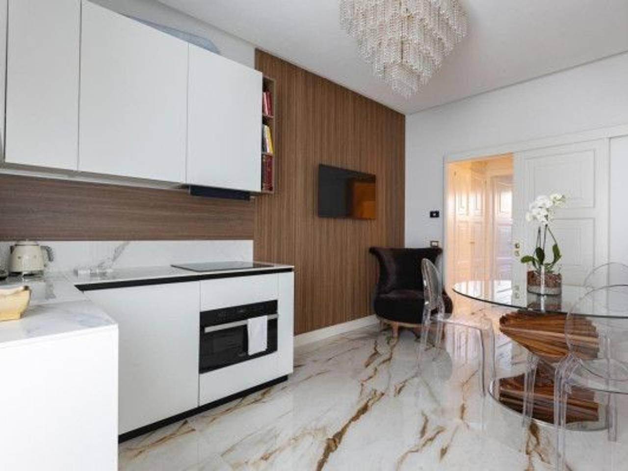 appartamento in vendita a Forte dei Marmi in zona Vittoria Apuana