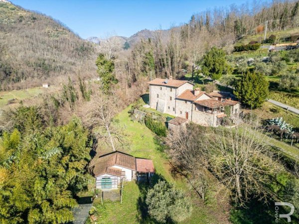 casa indipendente in vendita a Fosciandora