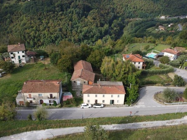 casa indipendente in vendita a Fosciandora in zona Migliano