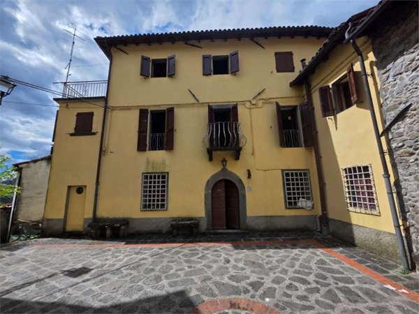 casa indipendente in vendita a Fosciandora in zona La Villa