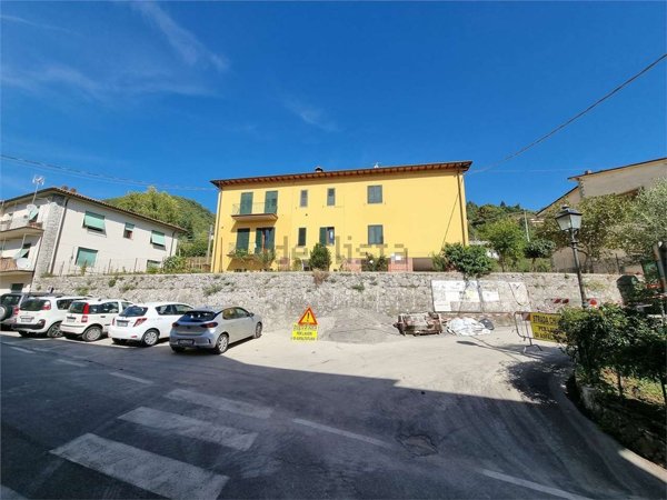 appartamento in vendita a Fosciandora in zona Migliano