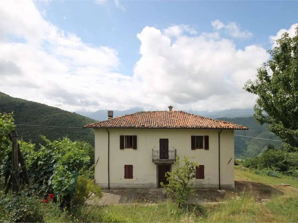 casa indipendente in vendita a Fosciandora