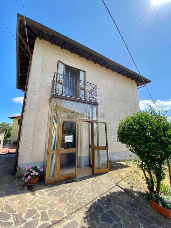 appartamento in vendita a Fosciandora in zona Treppignana