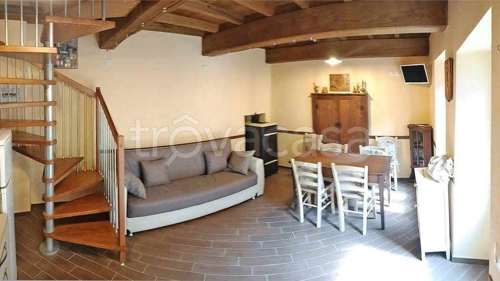 casa indipendente in vendita a Fosciandora in zona Lupinaia