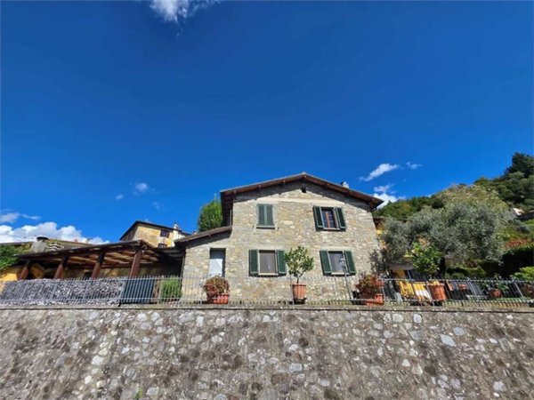 casa indipendente in vendita a Fosciandora