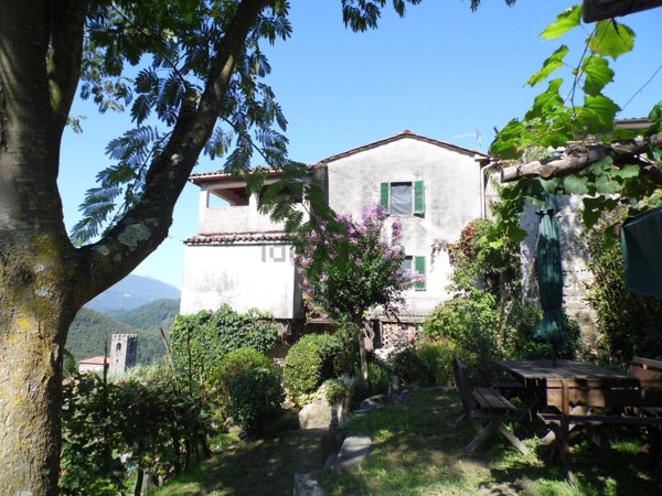 casa indipendente in vendita a Fosciandora